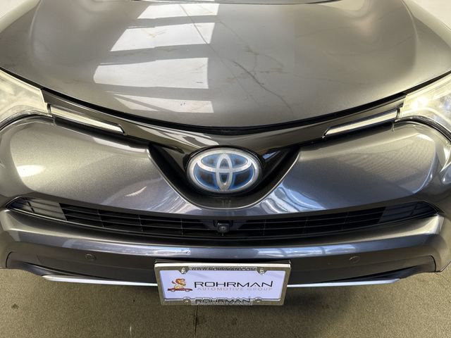 Used 2017 Toyota RAV4 Limited w/ Advanced Technology Package AWD/4WD image 26