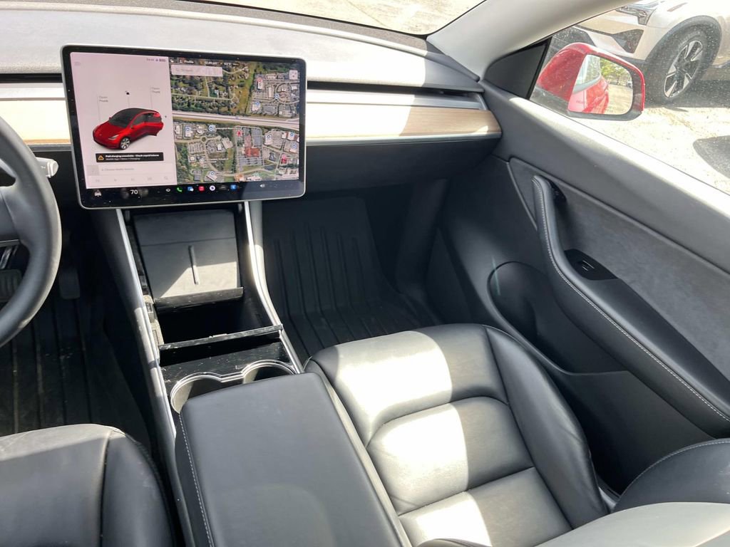 Used 2021 Tesla Model Y Long Range image 14