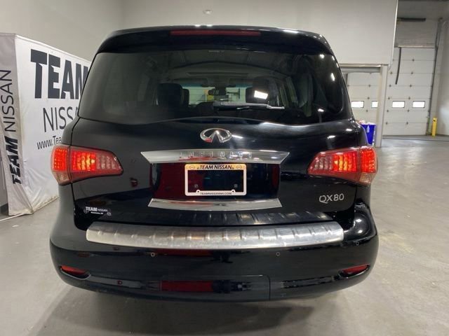 Used 2016 INFINITI QX80 4WD w/ Deluxe Technology Package image 5