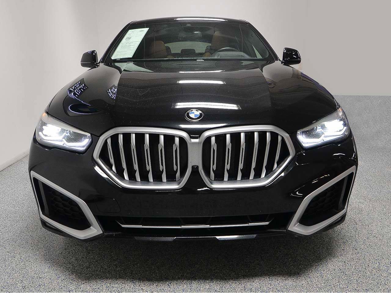 Used 2021 BMW X6 xDrive40i w/ Premium Package 2 image 2