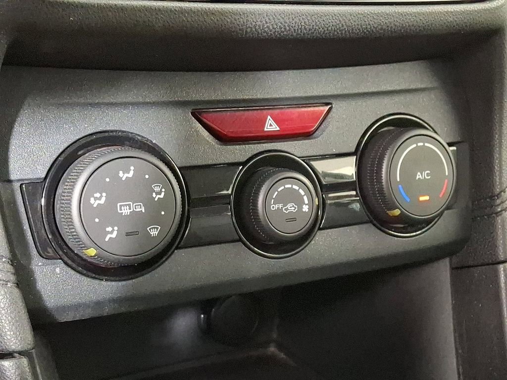 Used 2019 Subaru Crosstrek 2.0i Premium w/ Eyesight System AWD/4WD image 17