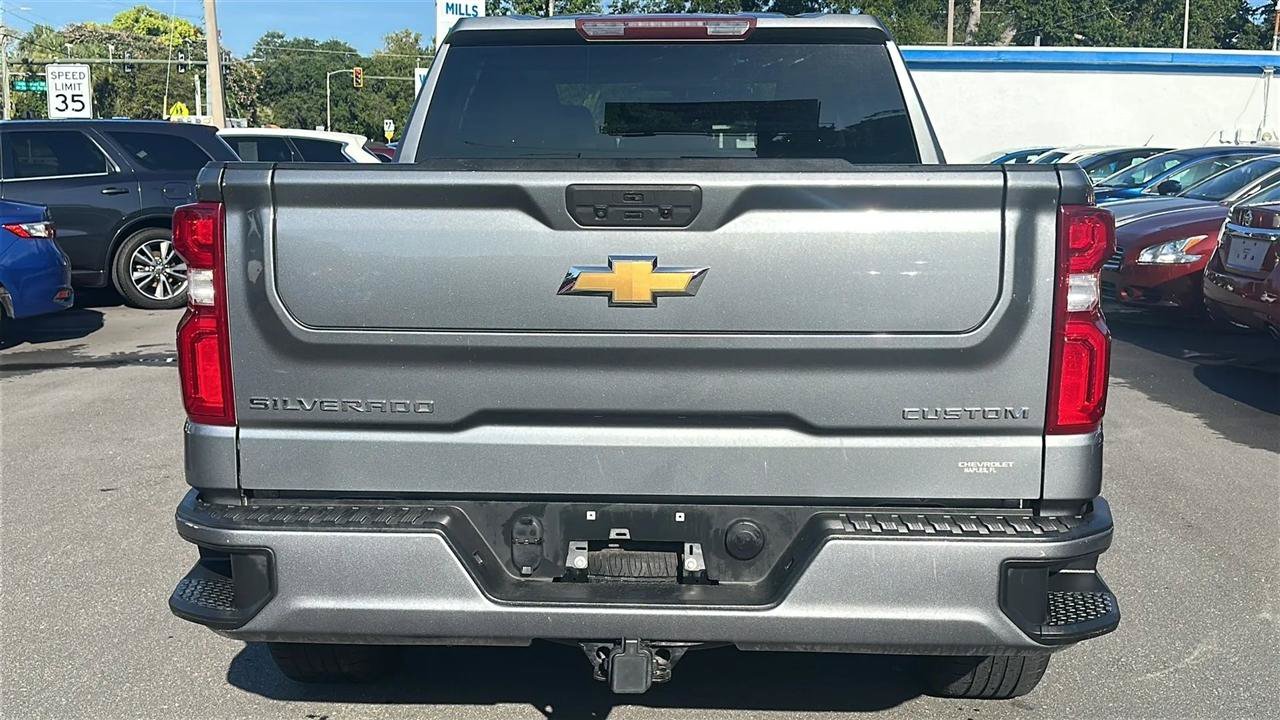 Used 2022 Chevrolet Silverado 1500 Custom RWD image 10