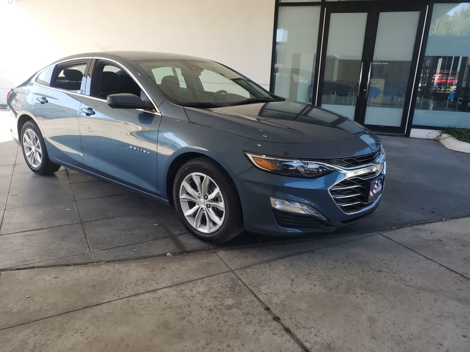 Used 2025 Chevrolet Malibu LT FWD image 9