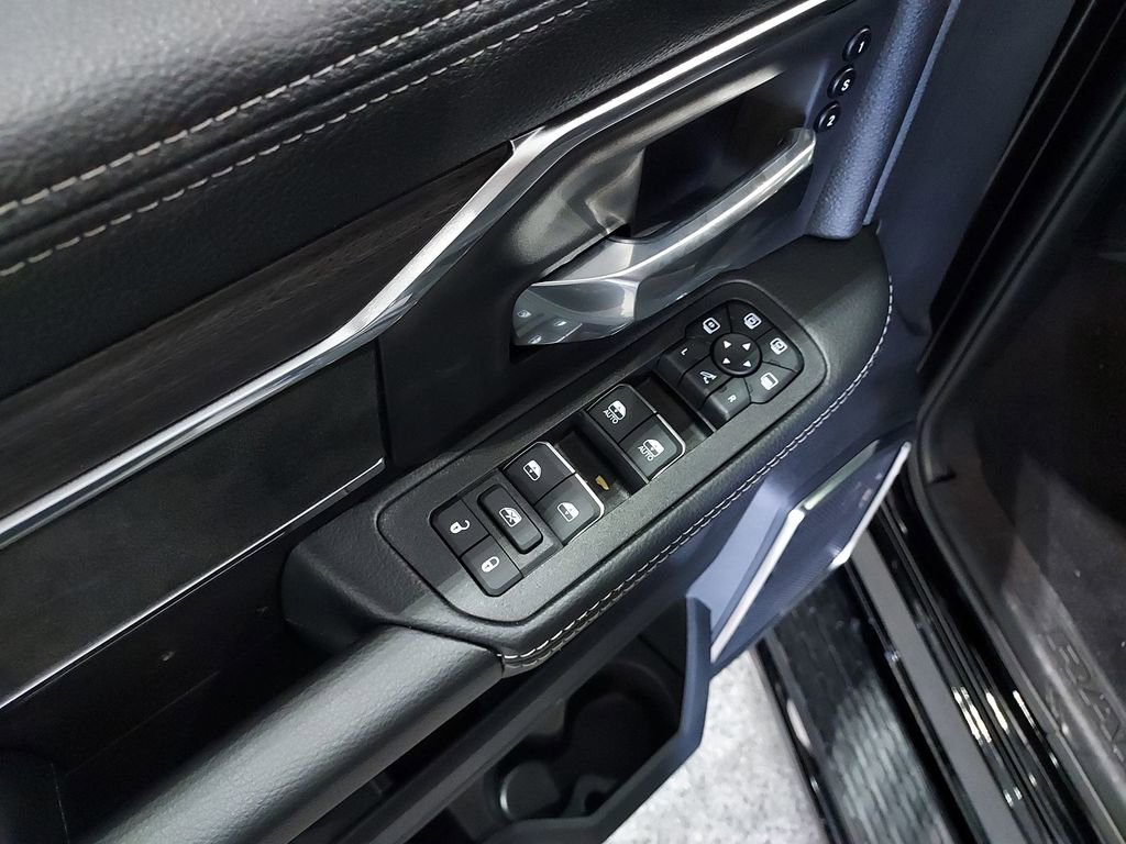 New 2026 RAM 2500 Laramie w/ Night Edition image 19