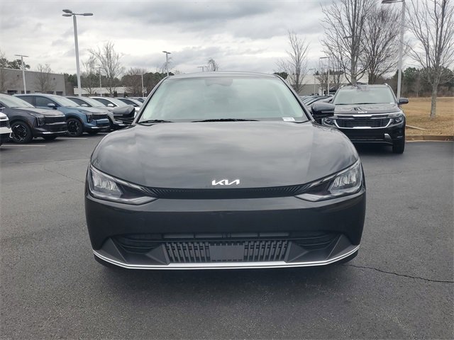 Certified 2022 Kia EV6 Light image 2