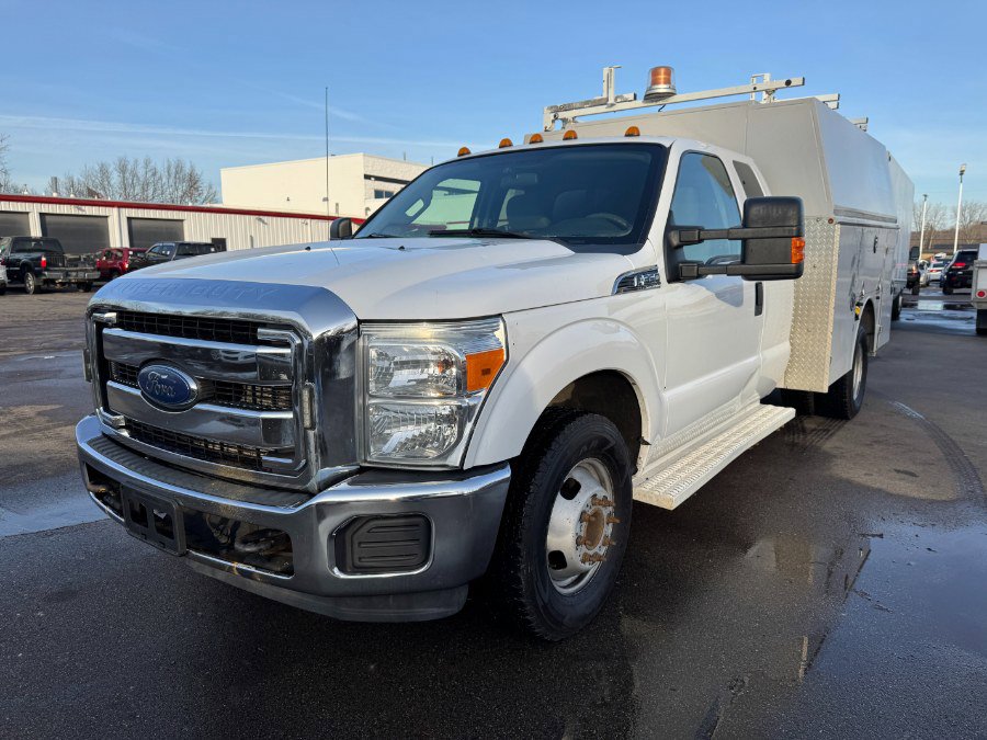 Used 2015 Ford F350 XLT w/ Trailer-Tow Prep Package image 1