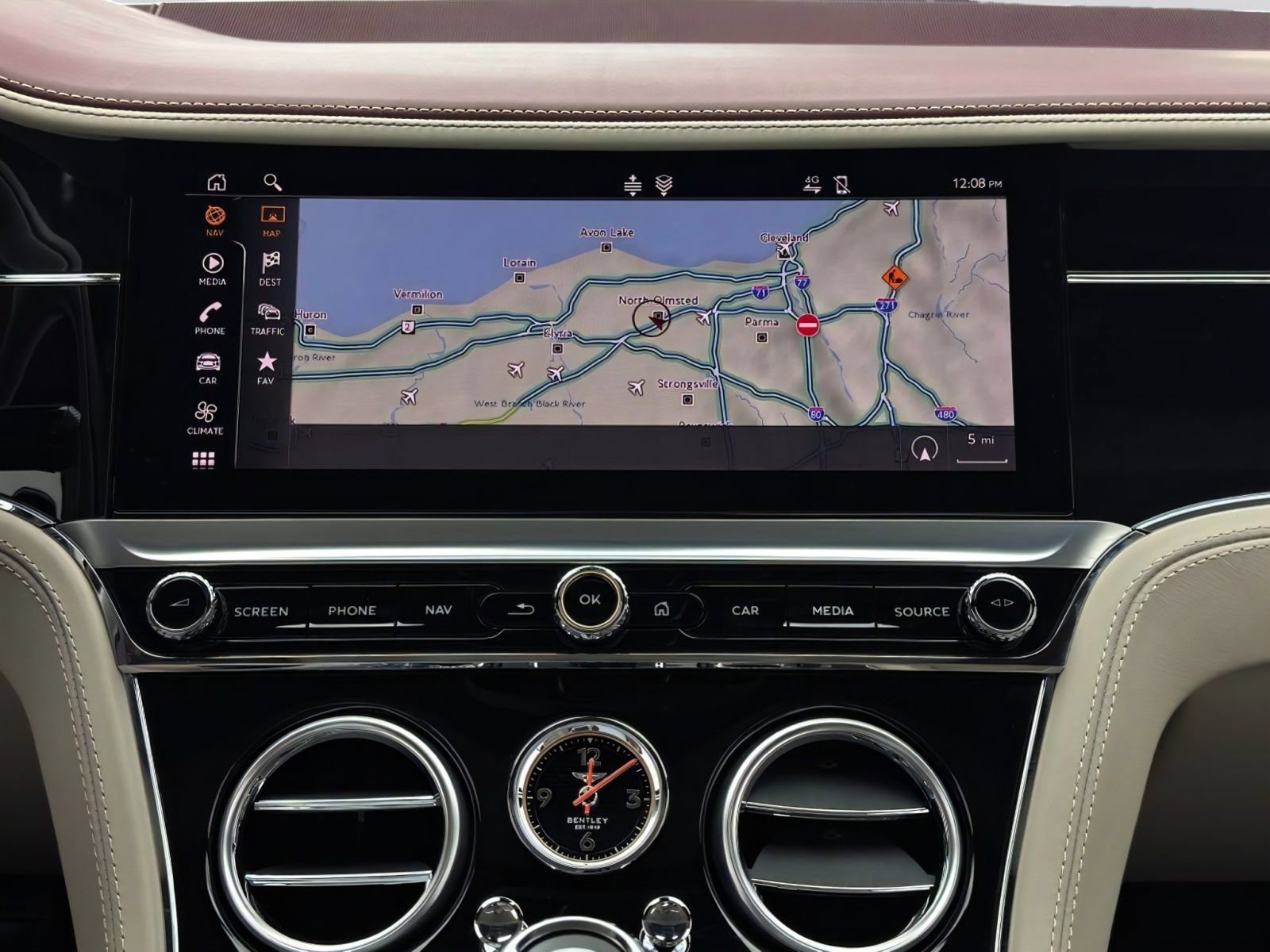 Used 2024 Bentley Continental GT AWD/4WD image 19