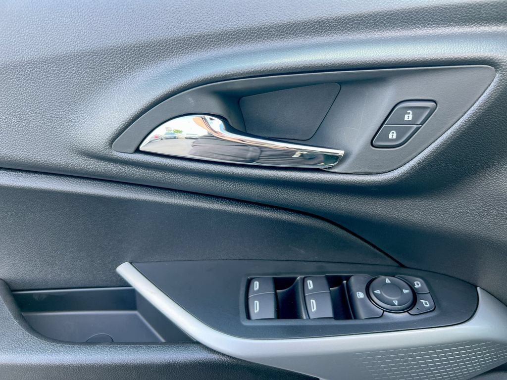 New 2026 Chevrolet Trax LS w/ Driver Confidence Package FWD image 19
