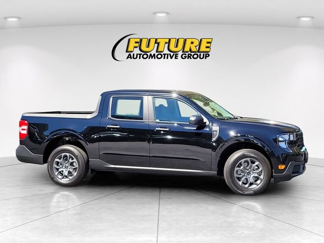 New 2025 Ford Maverick XLT image 2