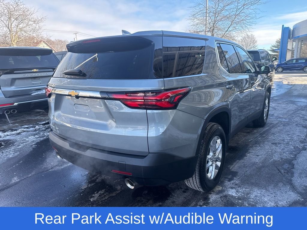 Used 2023 Chevrolet Traverse LS w/ Safety Package image 8