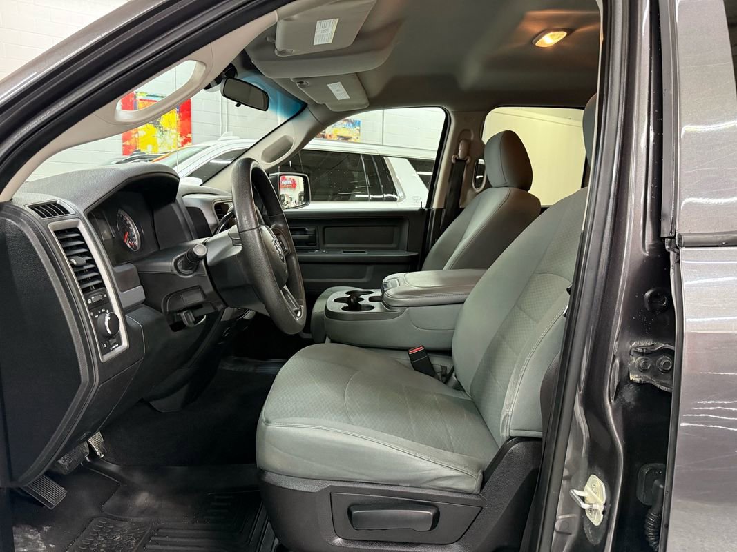 Used 2015 RAM 1500 ST w/ SXT Appearance Group image 11