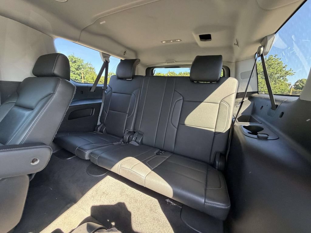 Used 2018 Chevrolet Suburban LT AWD/4WD image 22
