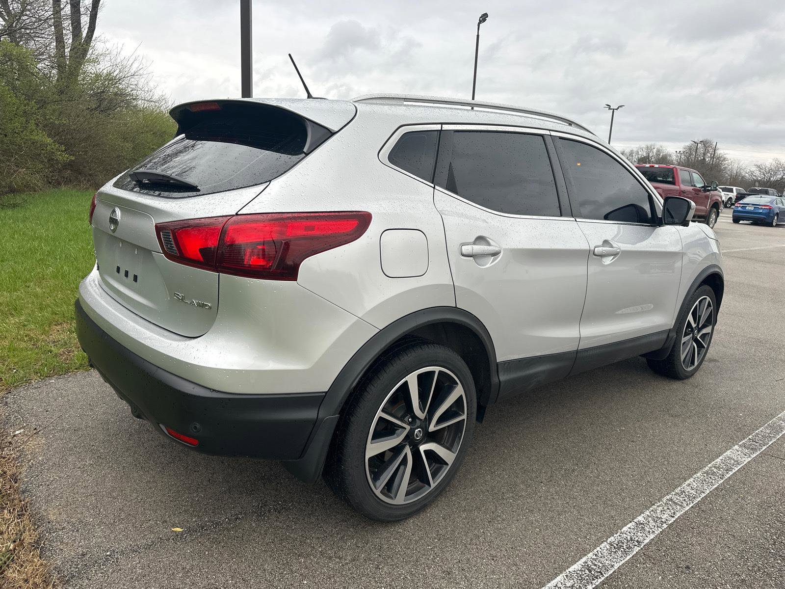 Used 2019 Nissan Rogue Sport SL w/ Premium Package image 14