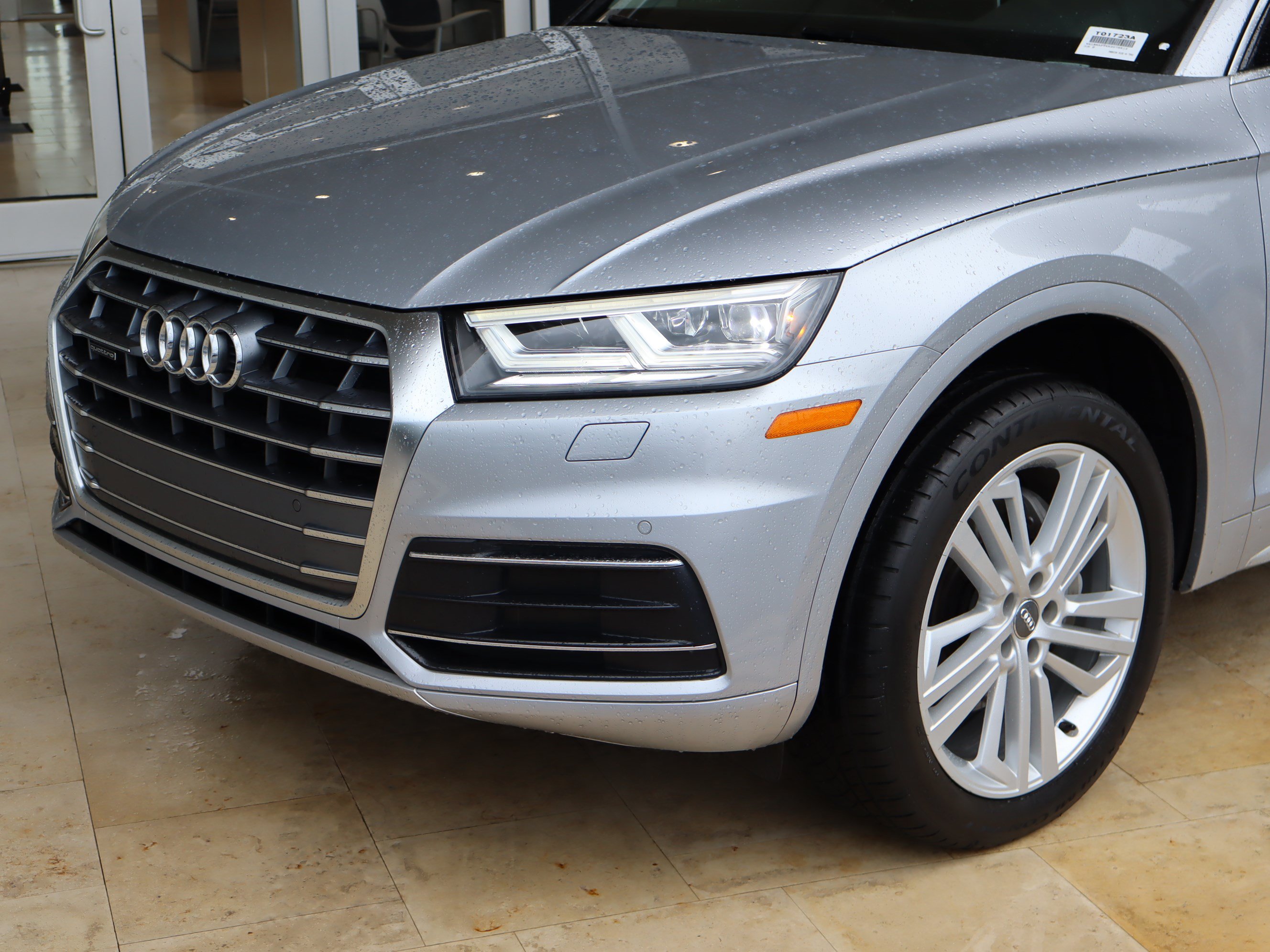 Used 2019 Audi Q5 2.0T Premium Plus w/ Premium Plus Package AWD/4WD image 6