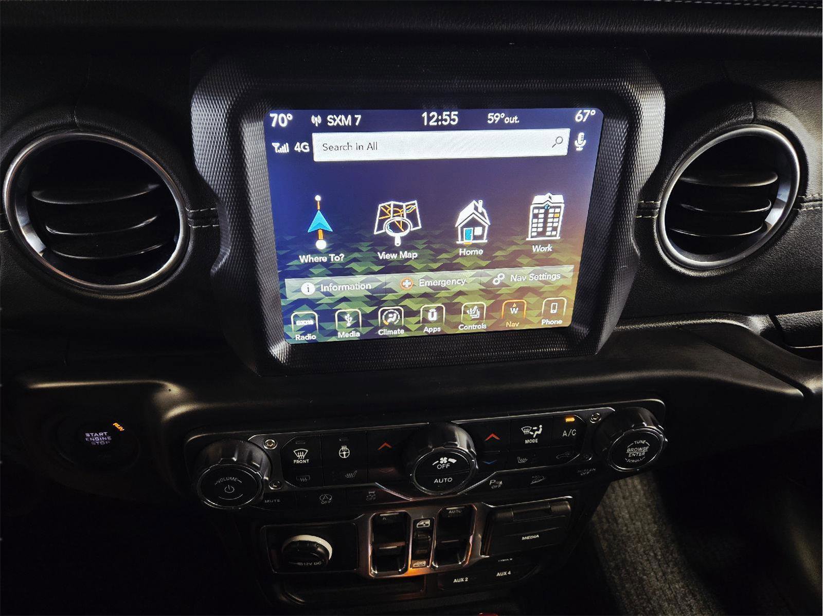 Used 2019 Jeep Wrangler Unlimited Sahara AWD/4WD image 22