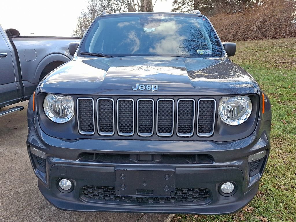 Used 2023 Jeep Renegade Latitude w/ Premium Group image 5