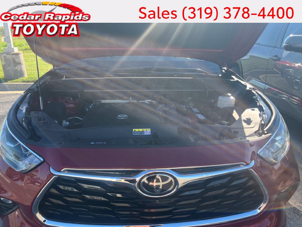 Certified 2021 Toyota Highlander Limited AWD/4WD image 25