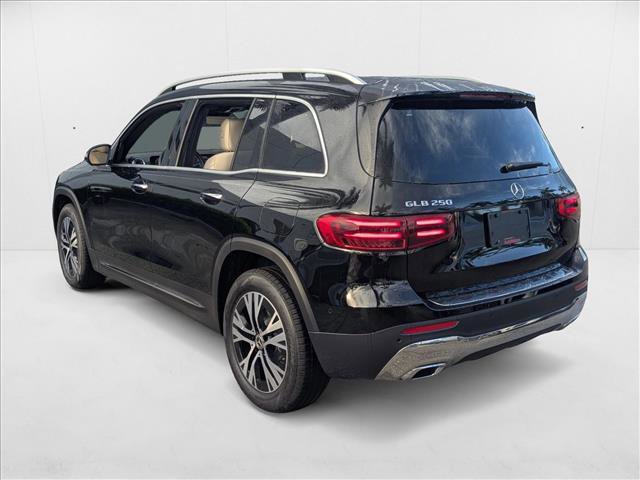 New 2026 Mercedes-Benz GLB 250 image 8