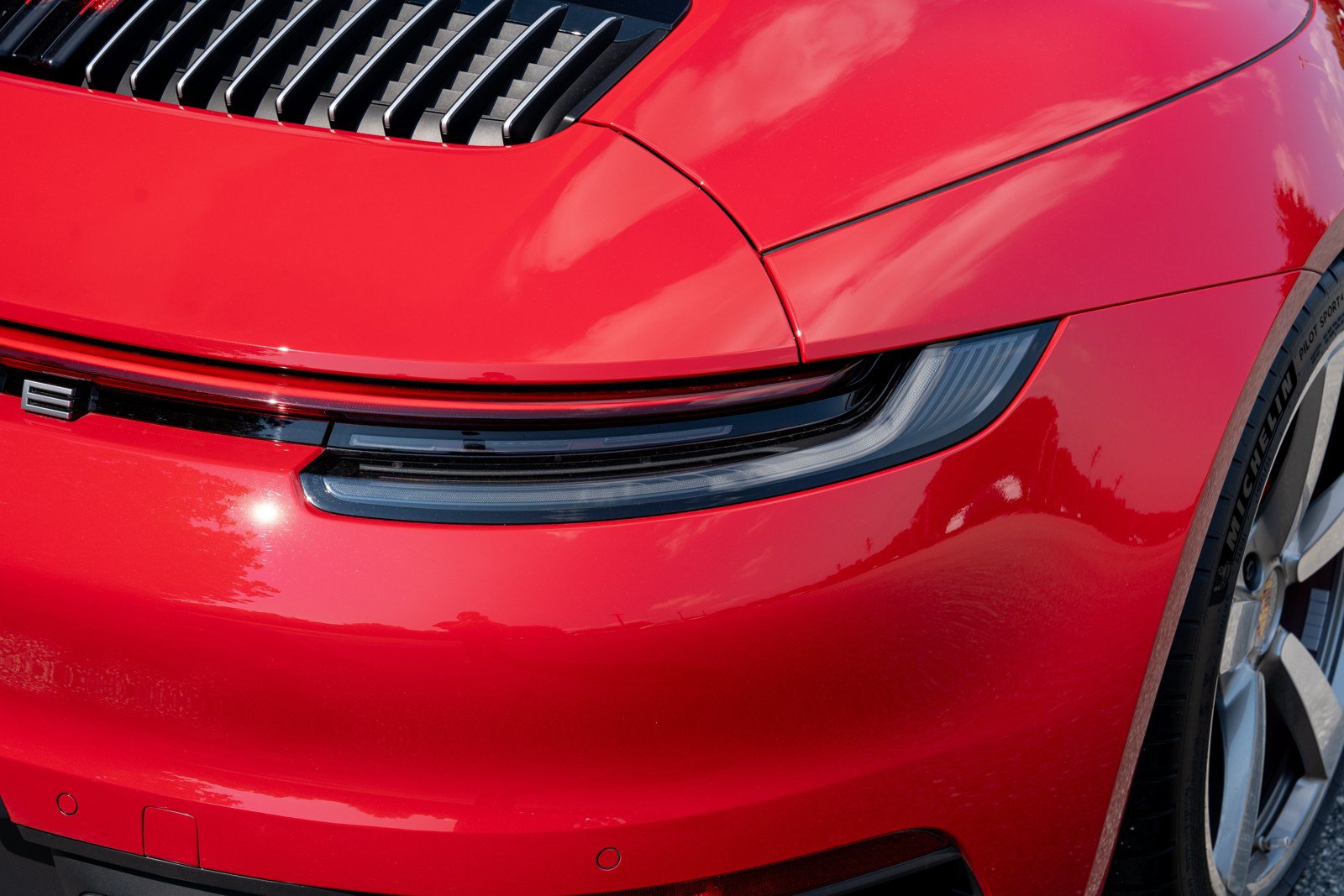 Used 2022 Porsche 911 Carrera 4S AWD/4WD image 15
