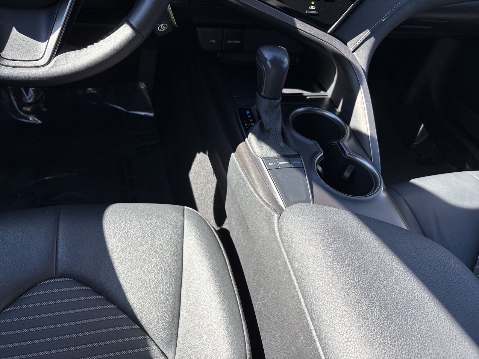 Used 2024 Toyota Camry SE FWD image 22