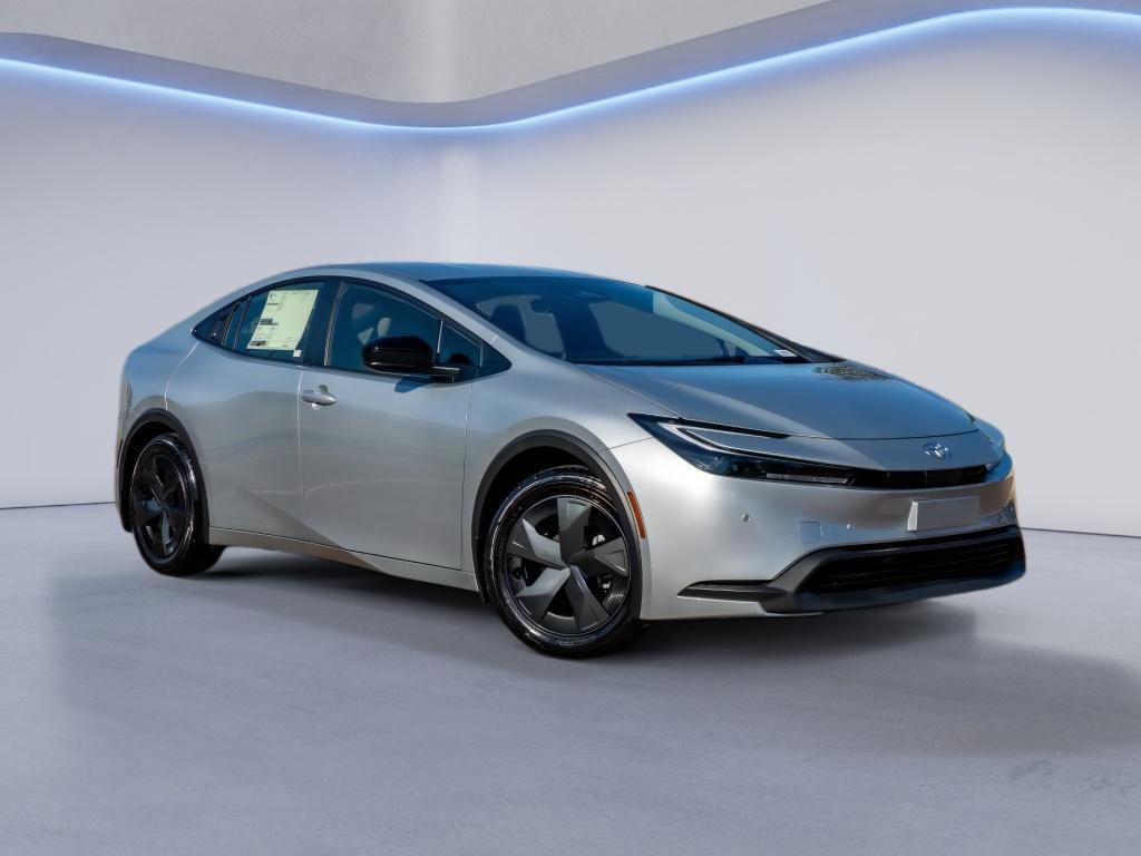 New 2026 Toyota Prius LE image 3