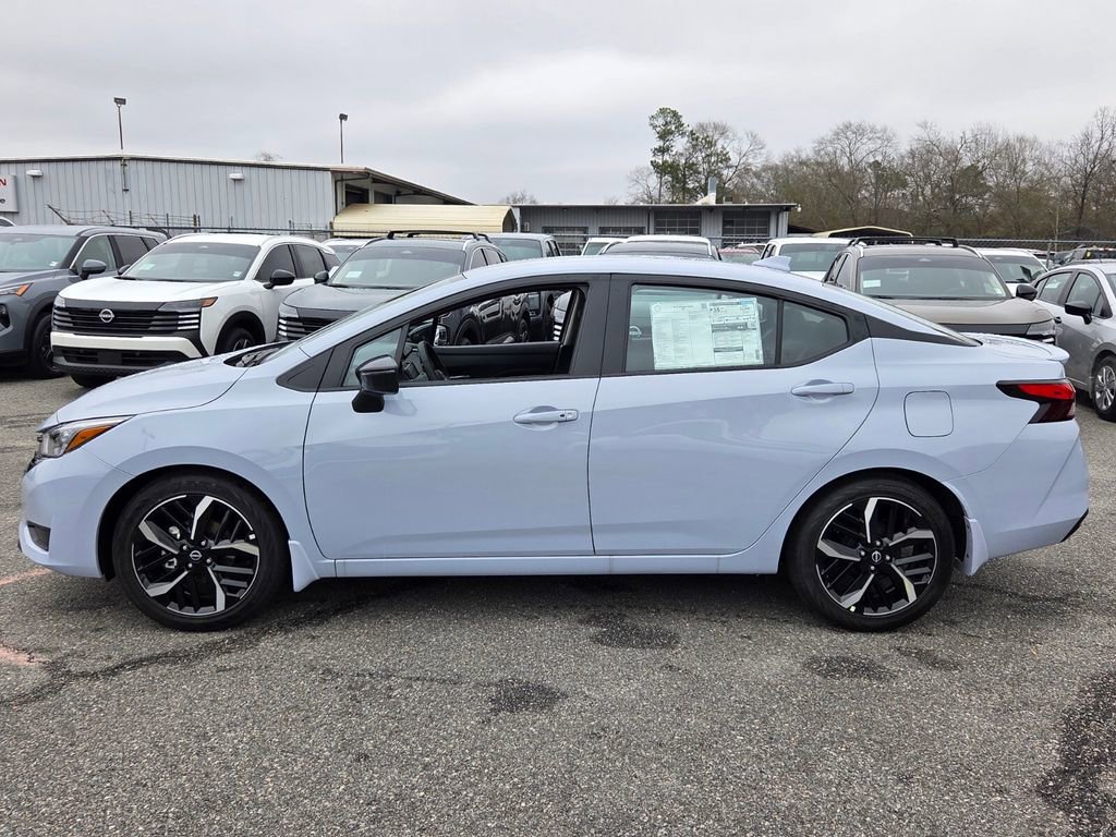 New 2025 Nissan Versa SR w/ Trunk Package image 2