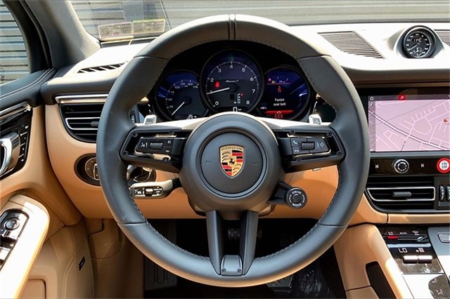 New 2025 Porsche Macan Turbo image 7