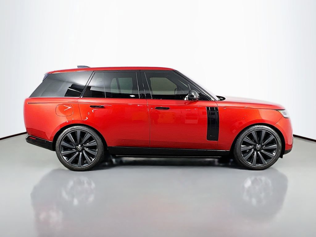 Used 2023 Land Rover Range Rover SV image 4