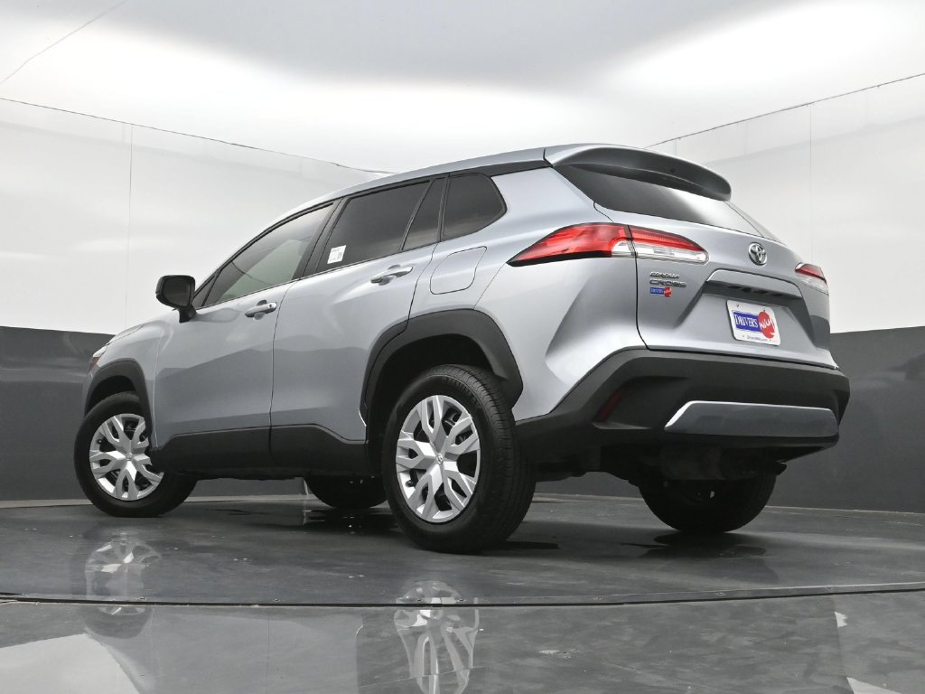 Used 2022 Toyota Corolla Cross L FWD image 27