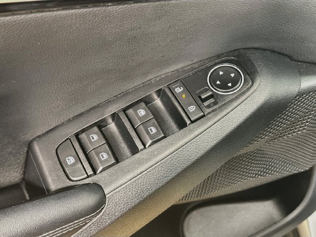Used 2024 Kia Seltos S AWD/4WD image 17