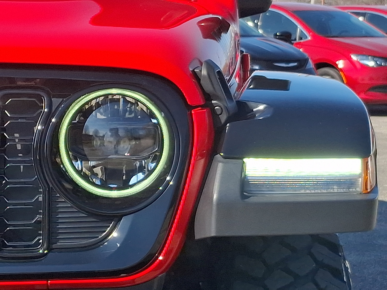 Certified 2024 Jeep Gladiator Willys image 9