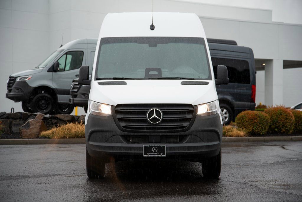 New 2026 Mercedes-Benz Sprinter 2500 video 2