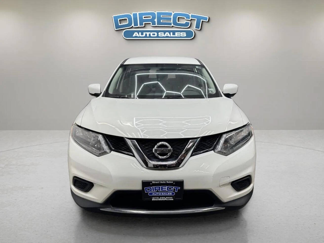 Used 2016 Nissan Rogue S FWD image 2