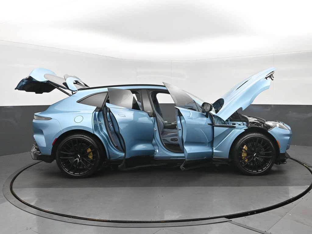 Used 2023 Aston Martin DBX 707 AWD/4WD image 42