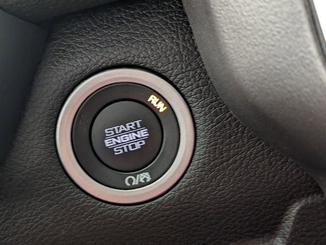 Used 2025 RAM 2500 Laramie AWD/4WD image 25