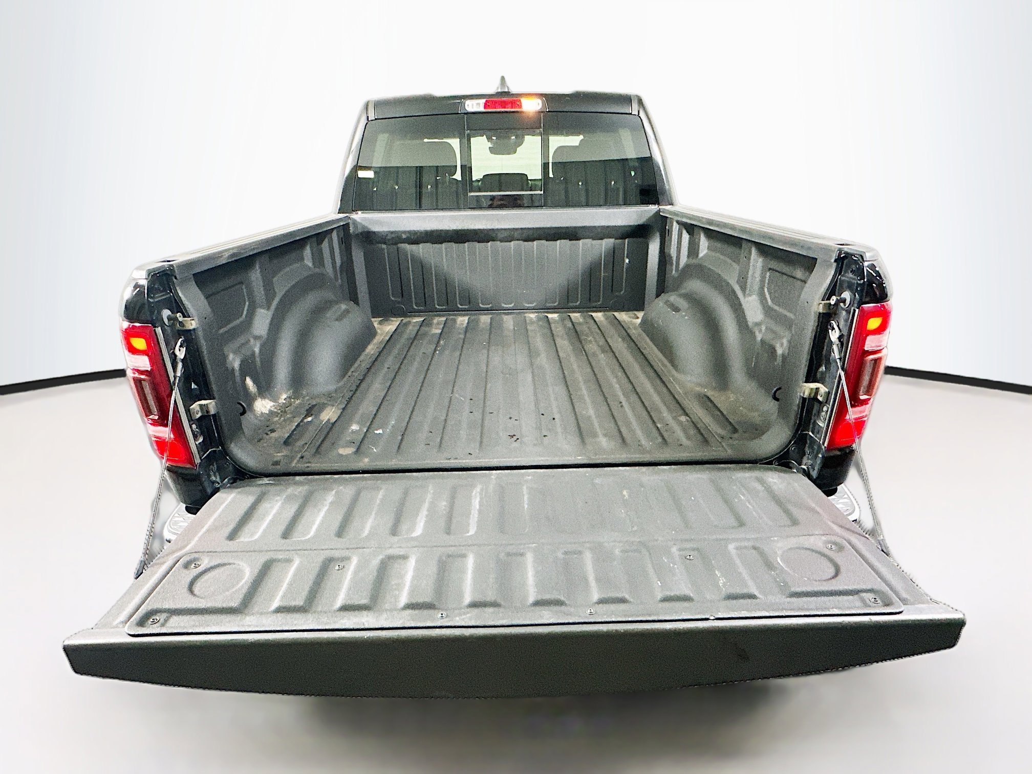 Used 2019 RAM 1500 Limited AWD/4WD image 30