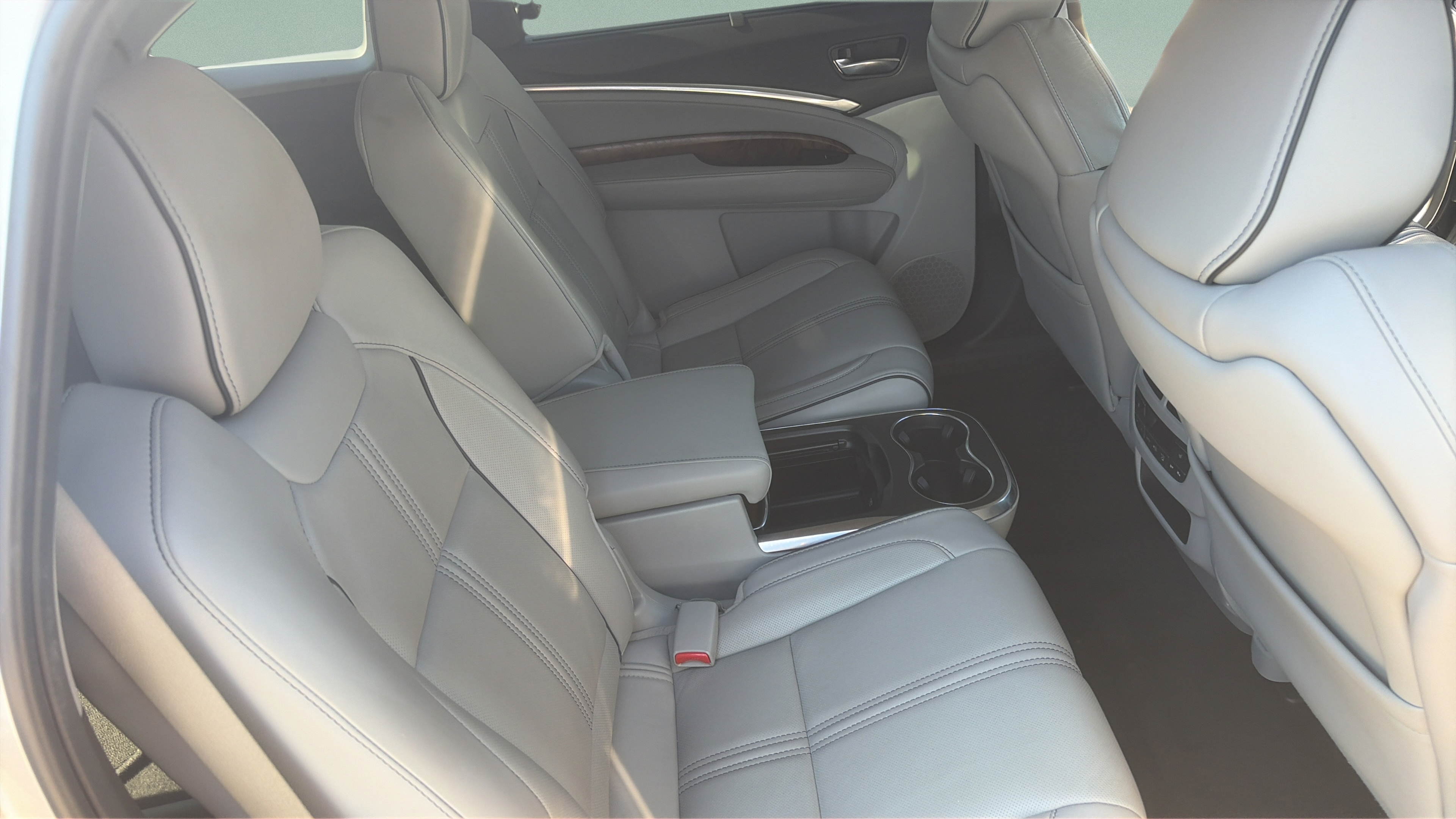 Used 2020 Acura MDX w/ Advance Package AWD/4WD image 29
