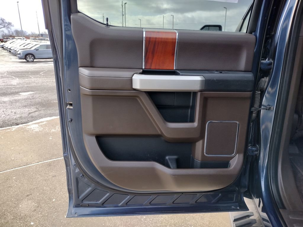 Used 2015 Ford F150 King Ranch image 22