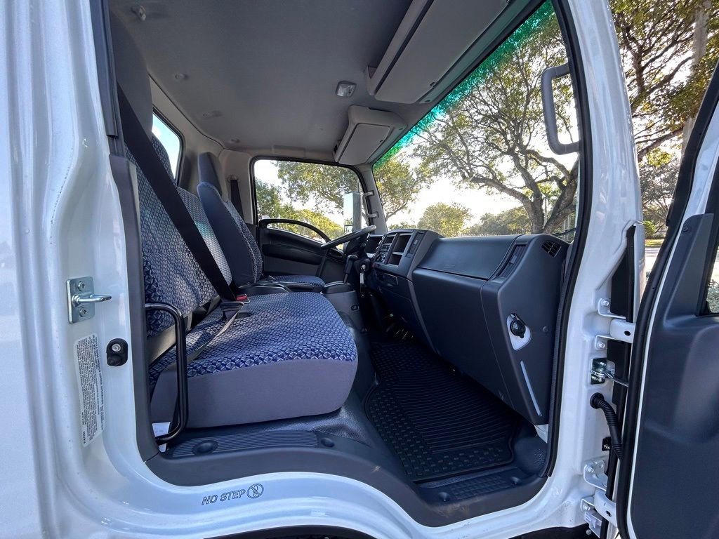 New 2024 Chevrolet Low Cab Forward image 20