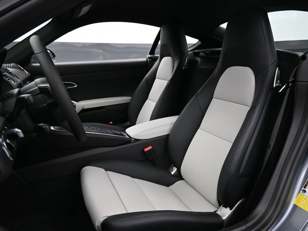 New 2025 Porsche 718 Cayman S RWD image 5