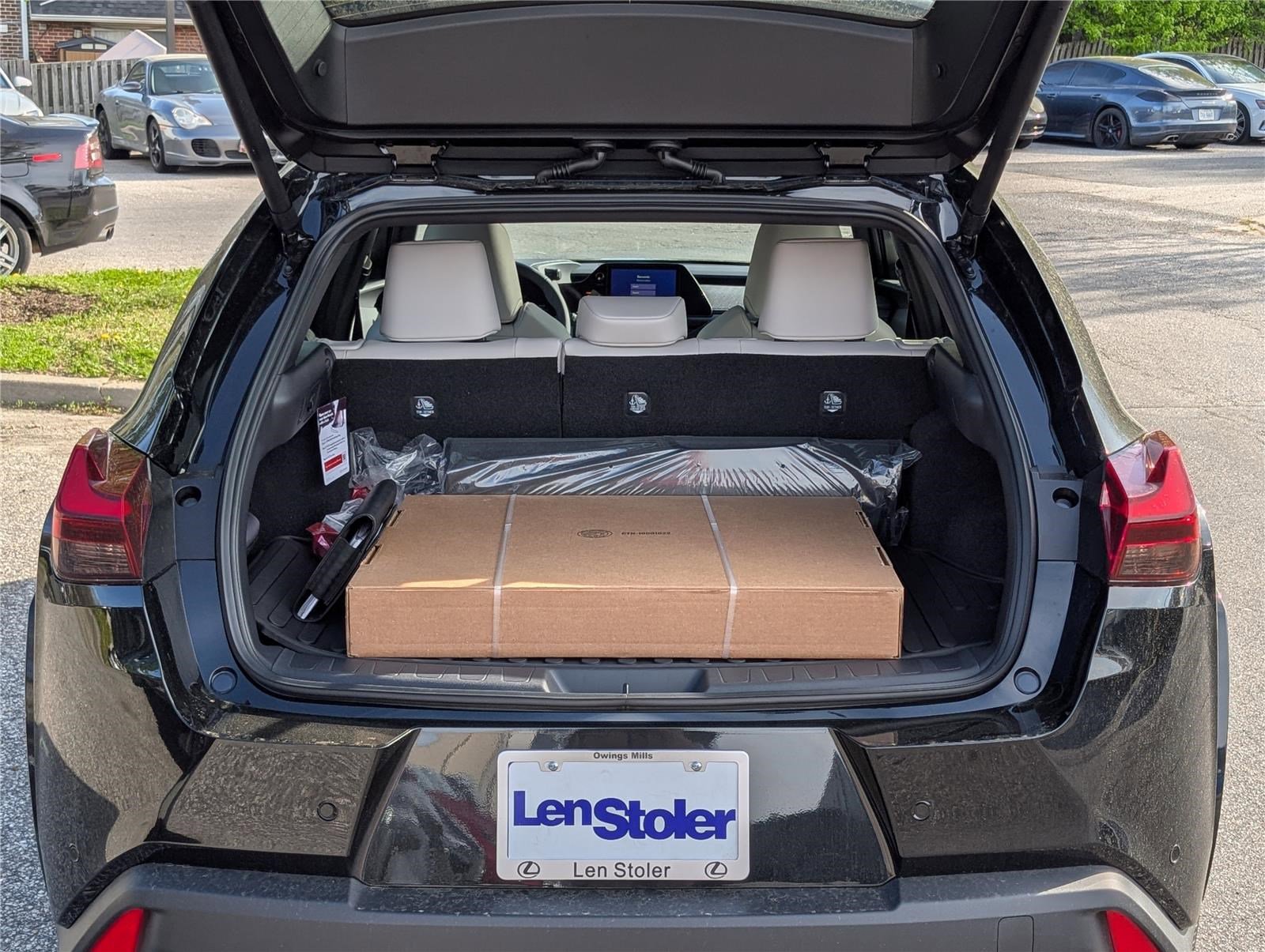 New 2026 Lexus UX 300h AWD image 9