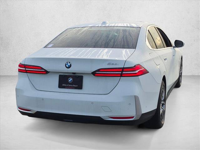 New 2027 BMW 530i RWD image 2