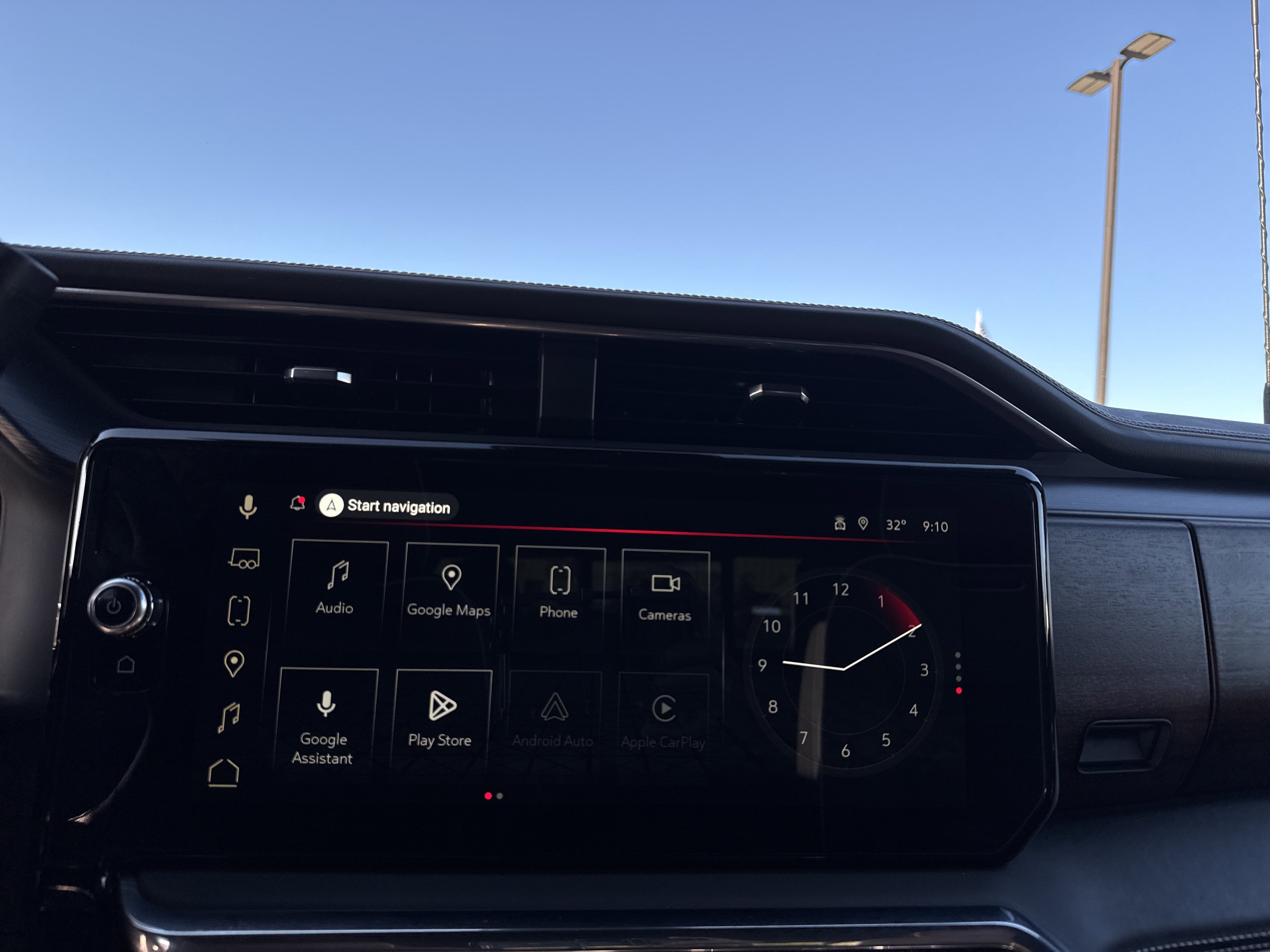 Used 2025 GMC Sierra 2500 Denali Ultimate image 25