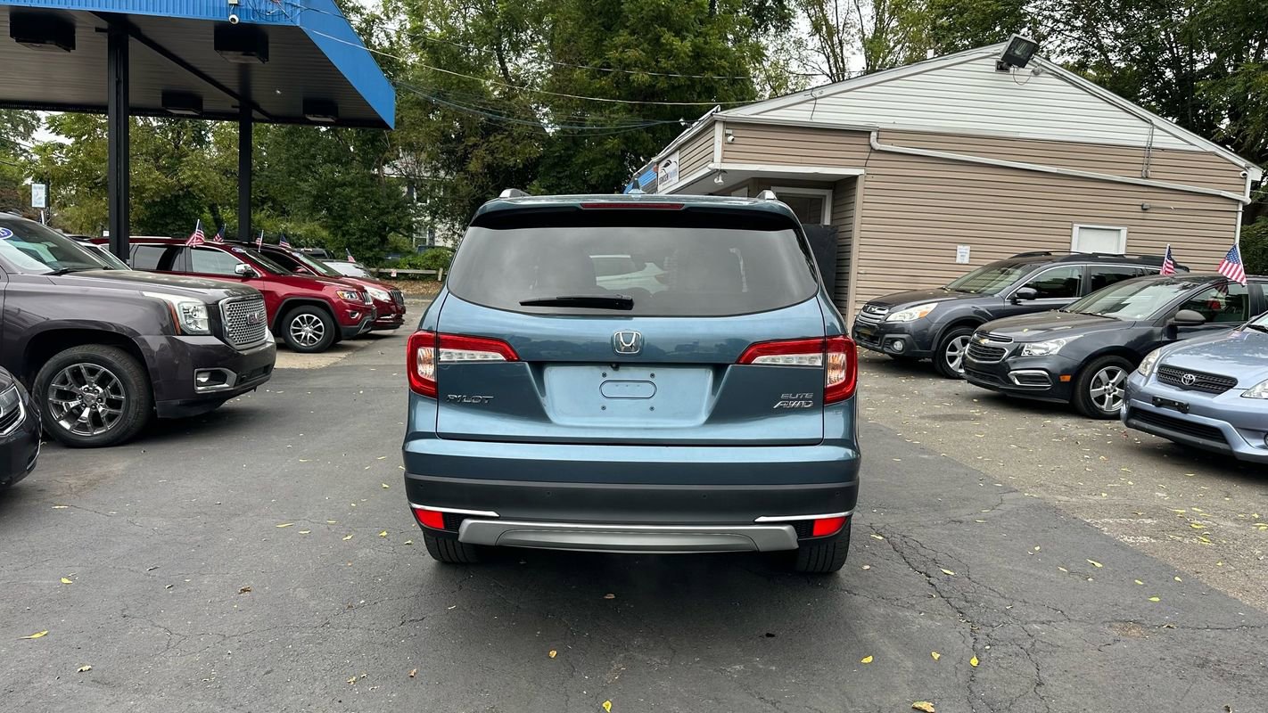 Used 2019 Honda Pilot Elite image 4