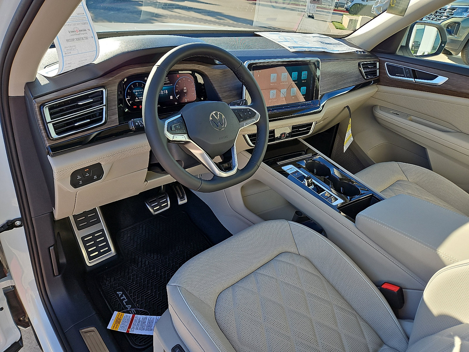 New 2026 Volkswagen Atlas SEL Premium R-Line image 13