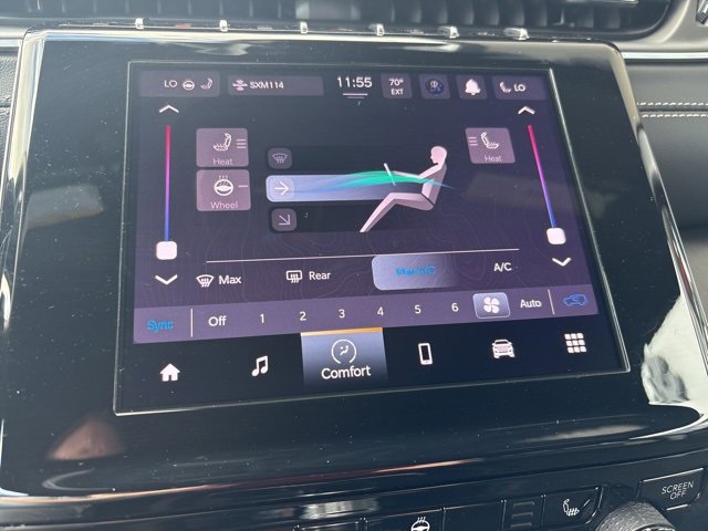 New 2025 Jeep Grand Cherokee Altitude image 12