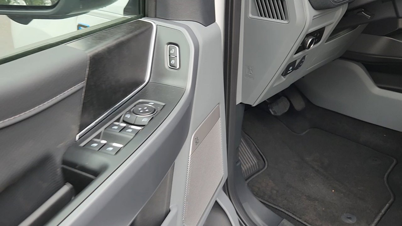 New 2025 Ford F150 Lightning Flash image 18