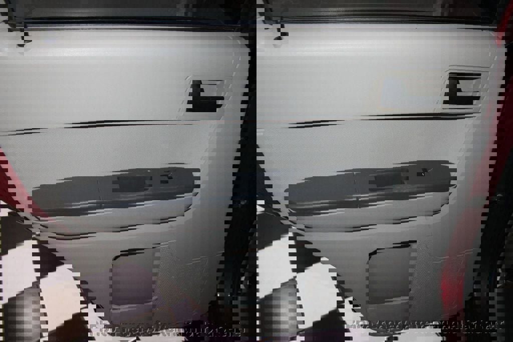 Used 2008 Ford Escape XLT image 18