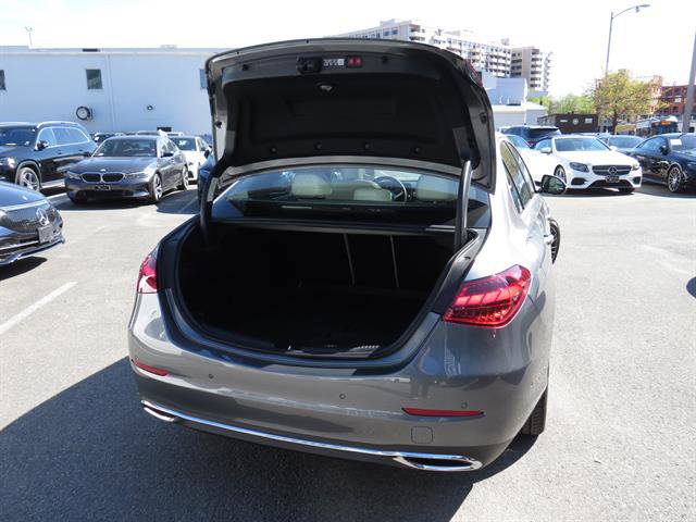 Used 2025 Mercedes-Benz C 300 4MATIC Sedan image 28