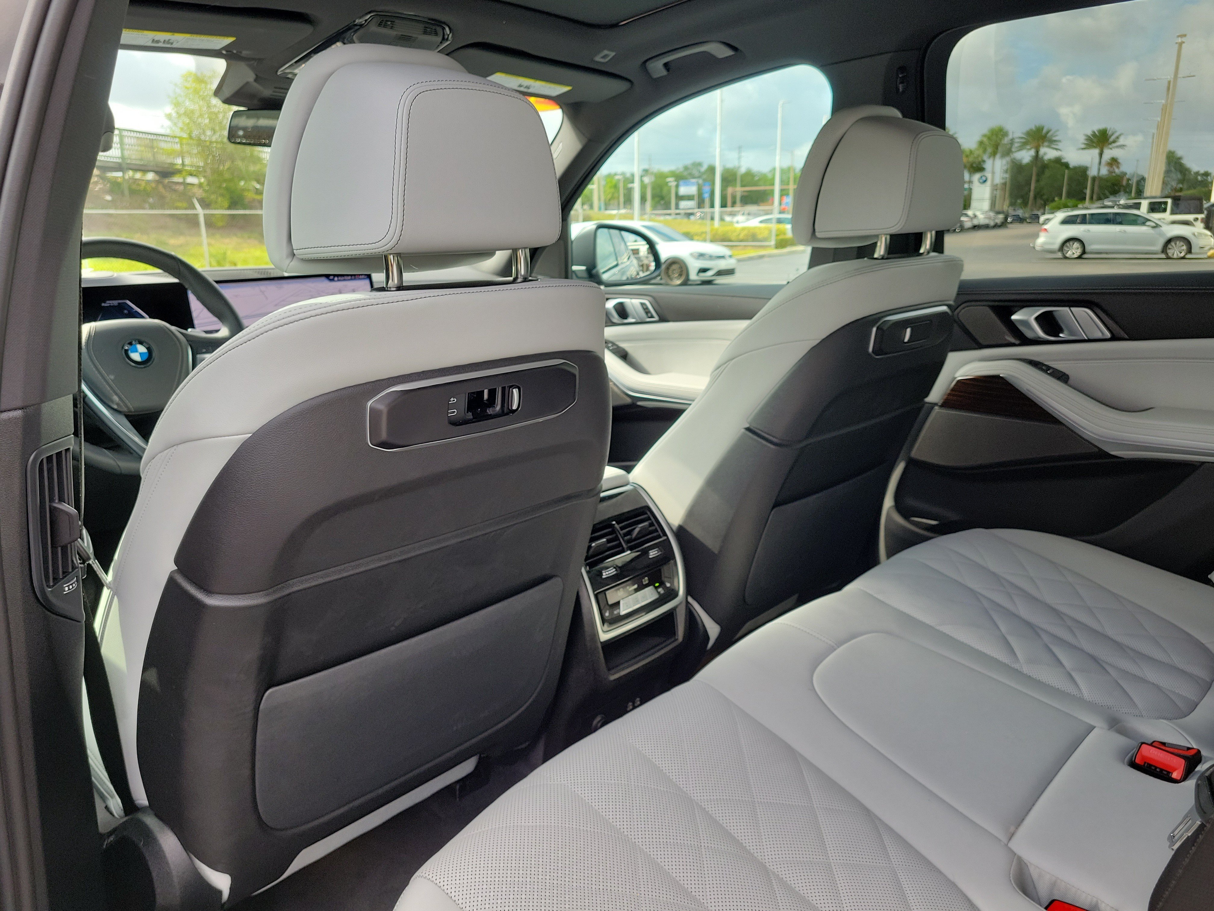 Used 2026 BMW X5 sDrive40i RWD image 12